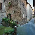 Palazzo Pio Iii - Residenza D'epoca Bed & Breakfast 4*