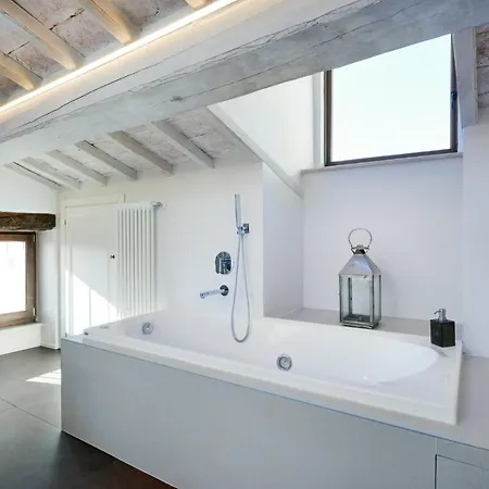 Bed and Breakfast Palazzo Pio Iii - Residenza D'epoca