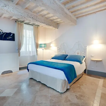 Palazzo Pio Iii - Residenza D'epoca Bed and Breakfast