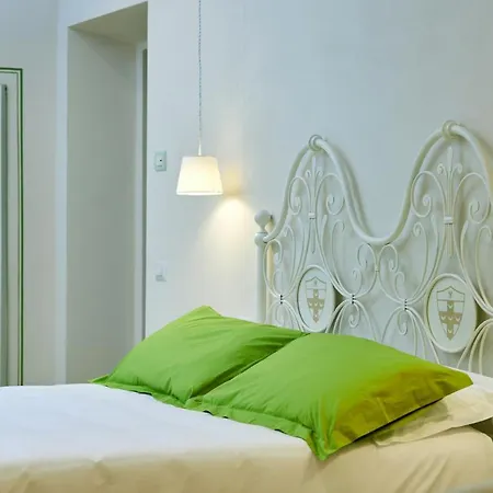 Palazzo Pio Iii - Residenza D'epoca Bed and Breakfast 4*